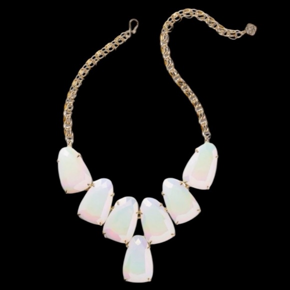 Kendra Scott Harlow Gold Necklace in Iridescent Opalite NWT